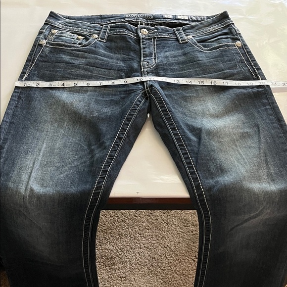 Miss Me Signature Boot Mid Rise Size 31 - Picture 5 of 16